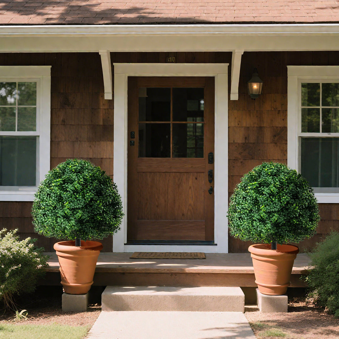 28 Inches Artificial Boxwood Topiary Ball Tree Set of 2 with Ground Spike-Green