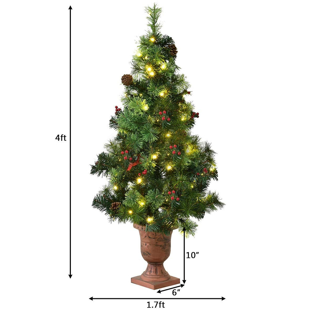 LED Christmas Tree with Red Berries Pine Cones