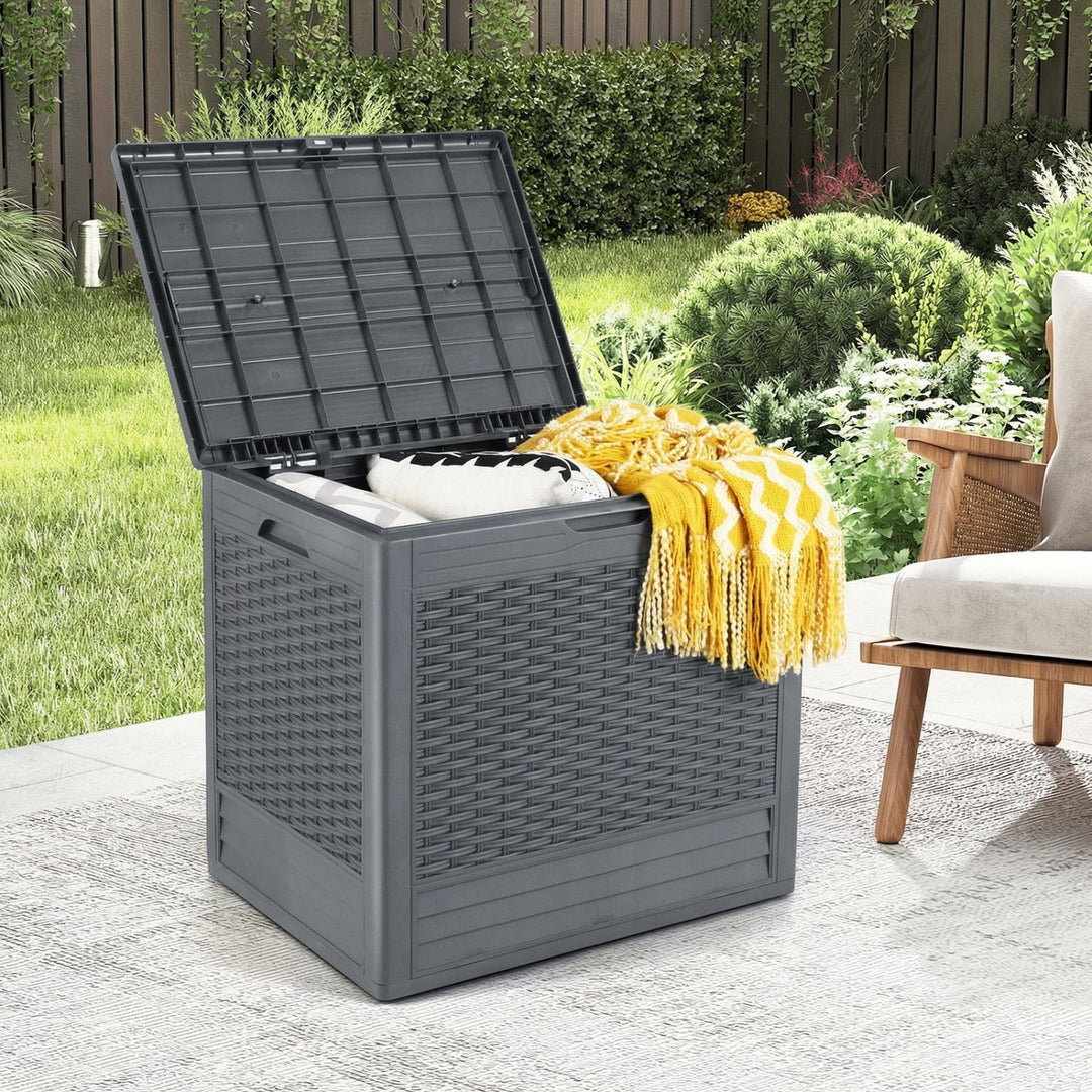 25 Gallon Outdoor Storage Box with Rattan Patterns