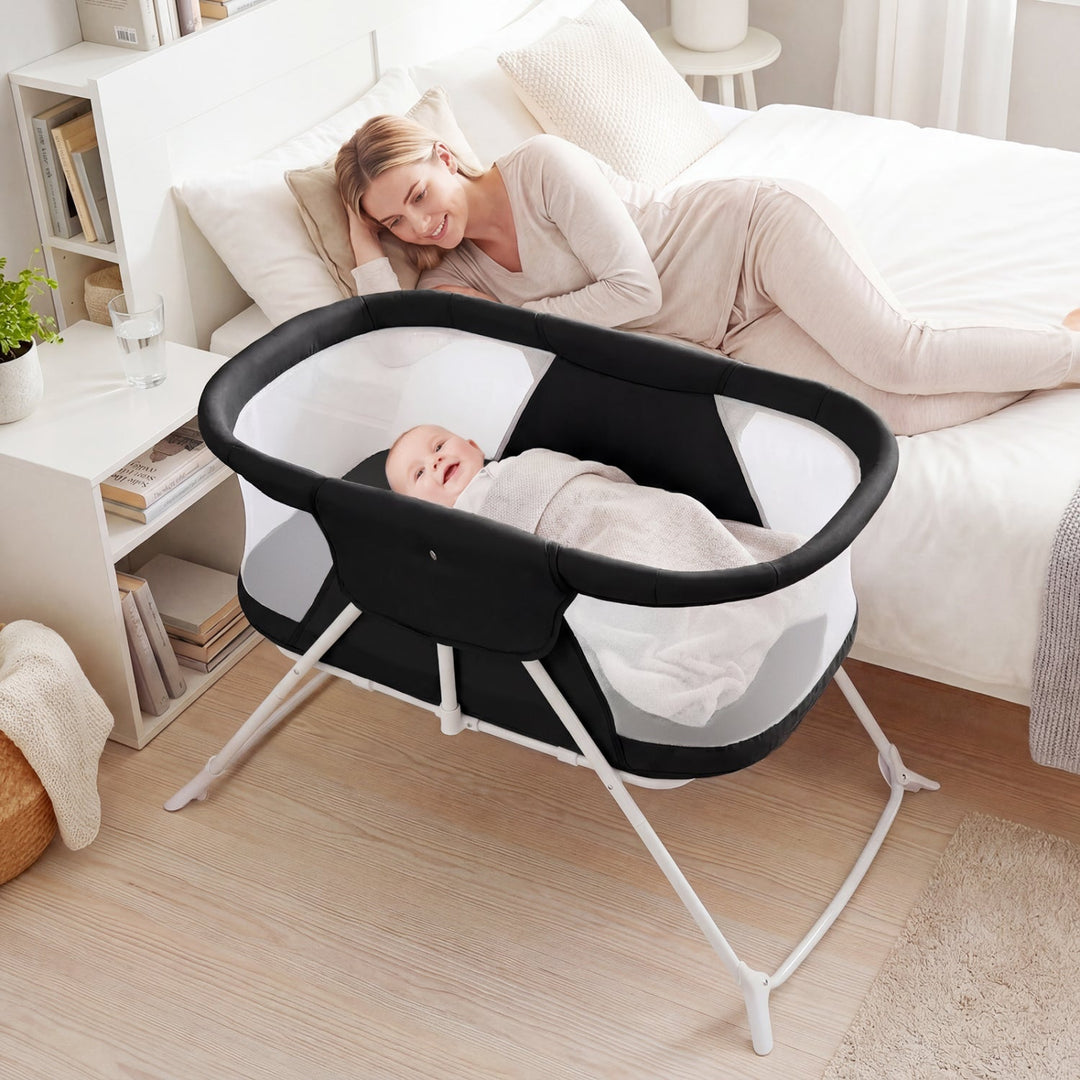 2 in 1 Baby Bassinet with Rocking Motion Foldable Bedside Sleeper with Breathable Mesh
