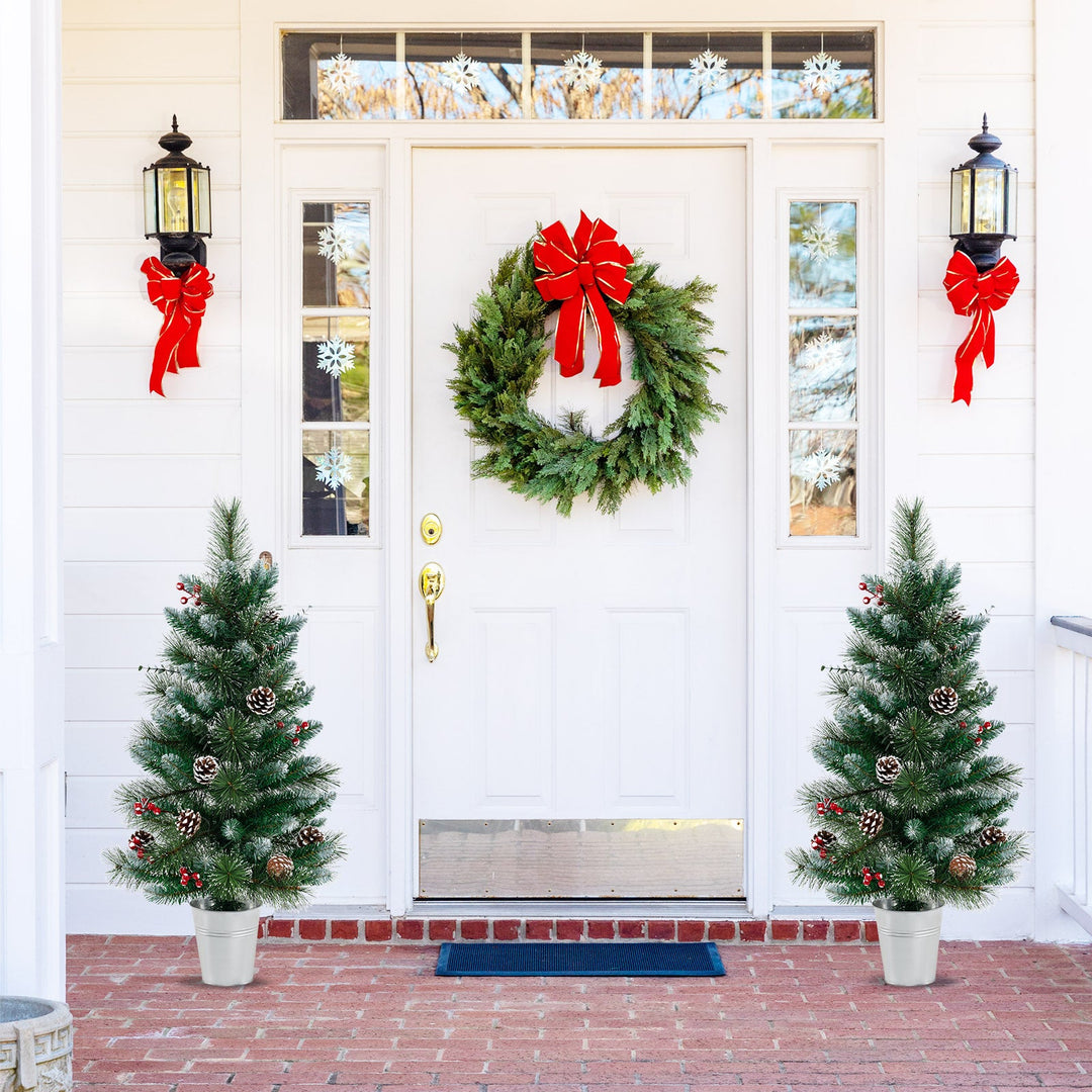 3 FT Battery-Operated Tabletop Holiday Decoration with 81 PVC and Pine Needles