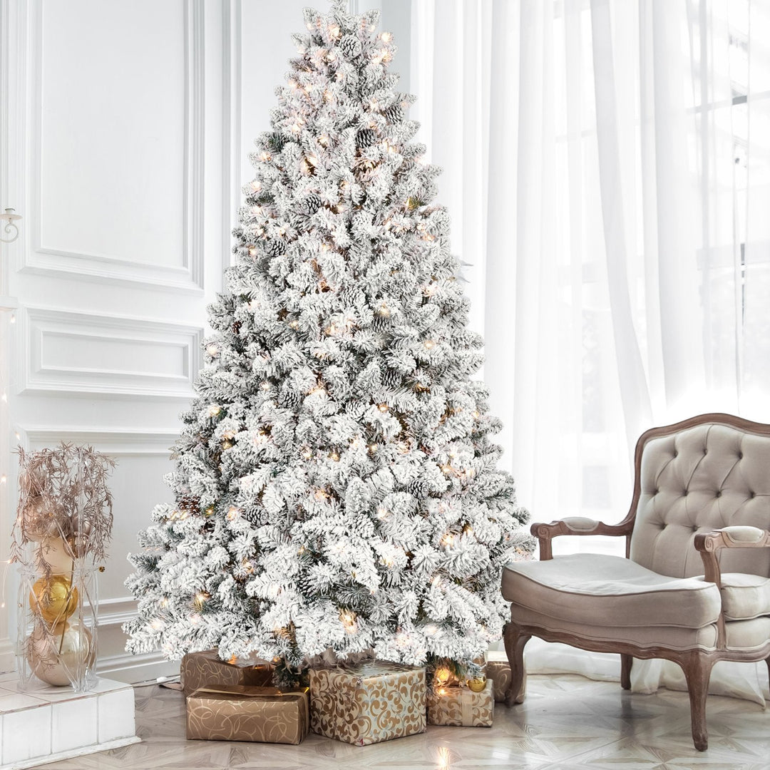 5FT Pre-Lit Flocked Christmas Tree with 300 Warm White LEDs