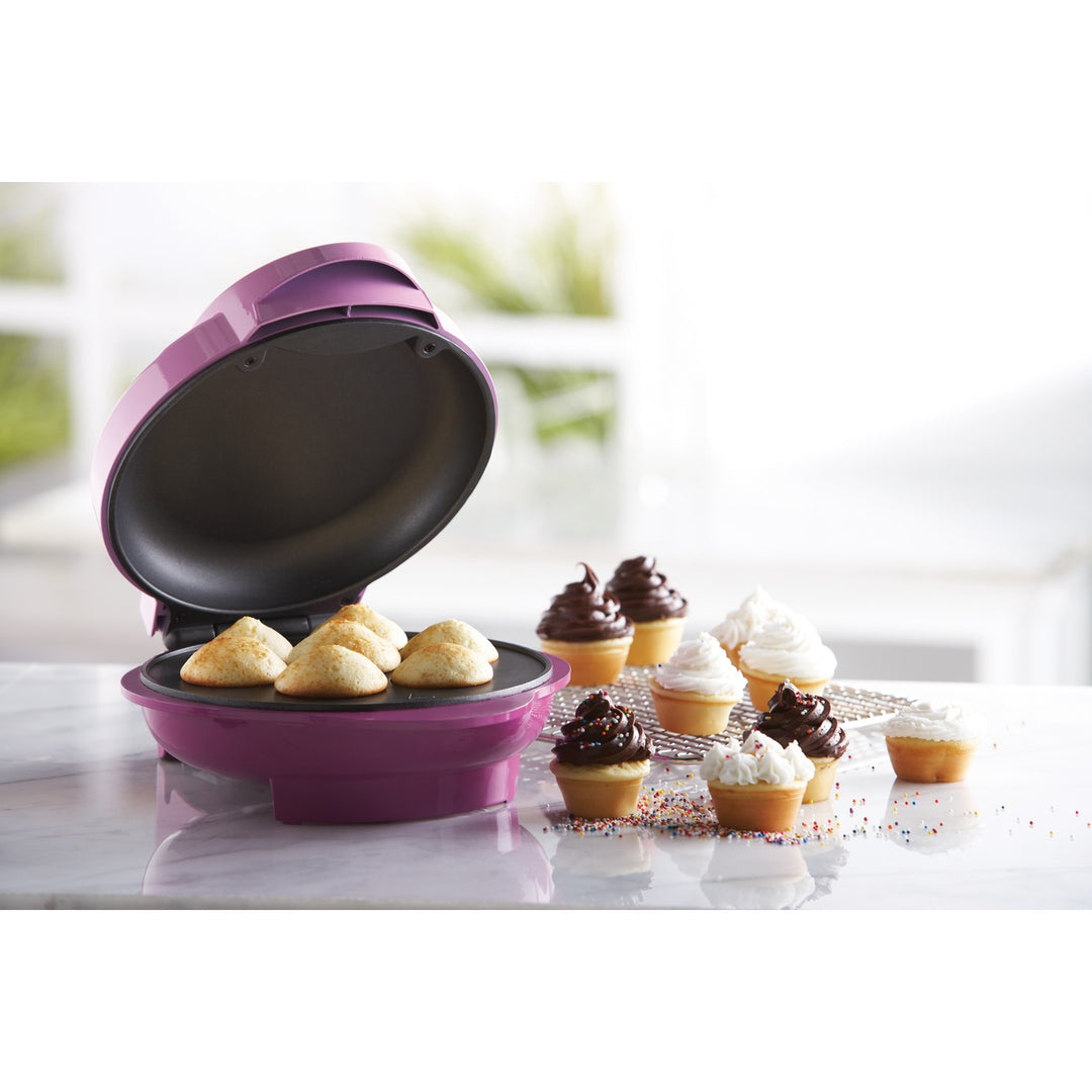 Brentwood Just For Fun Electric Mini Cupcake Maker, Makes 7, Nonstick, Pink - view 2