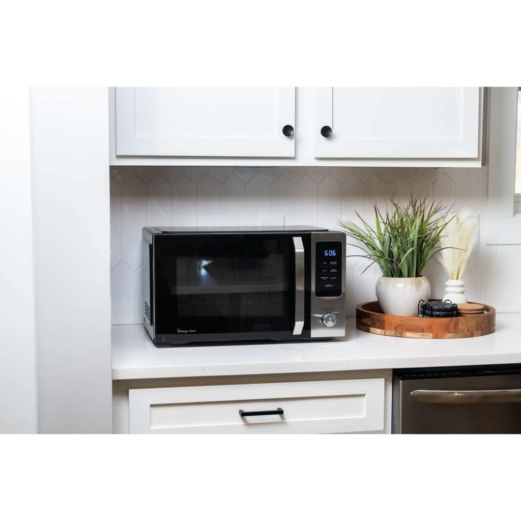 Magic Chef 1.0 Cu. Ft. 1,000W Countertop Microwave with Air Fryer, Convection & Grill, Stainless - view 6