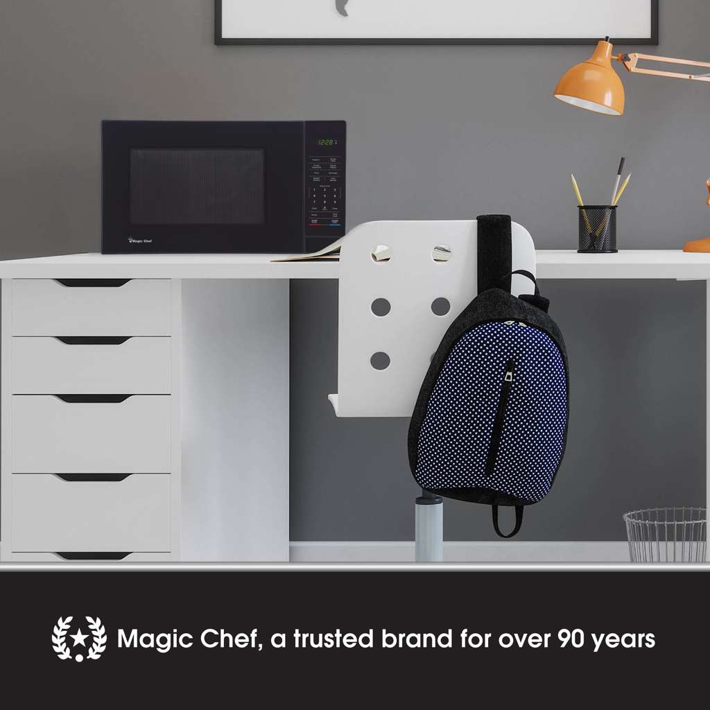 Magic Chef 1.1 Cu. Ft. 1,000W Countertop Microwave with Digital Touch Controls - Black - view 6