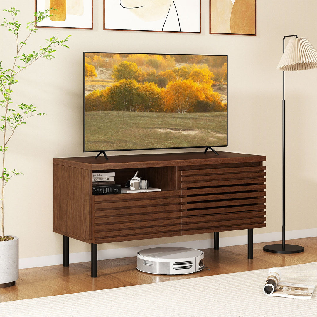 Mid Century Fluted TV Stand for 40 Inch TV Modern Entertainment Center with Open Compartment-Walnut
