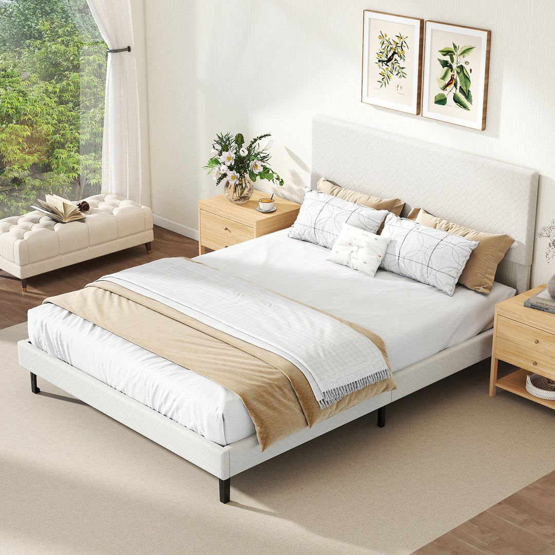 Twin/Full/Queen Size Velvet Bed Frame Upholstered Platform Bed with Chevron Headboard Beige