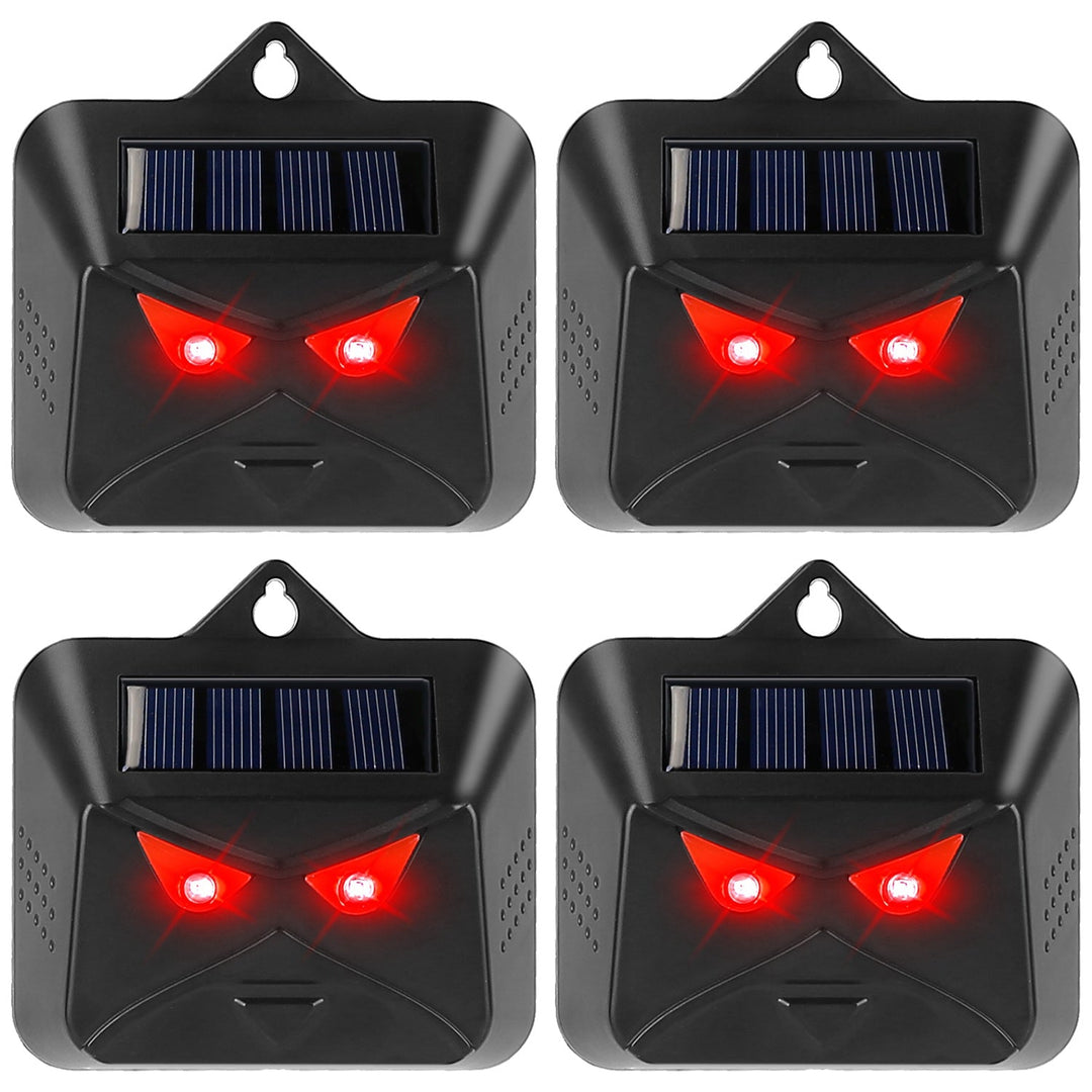 4Pcs Solar Predator Control Light Coyote Deterrent Deer Bird Repeller Lamp Animal Repellent for Garden Farm