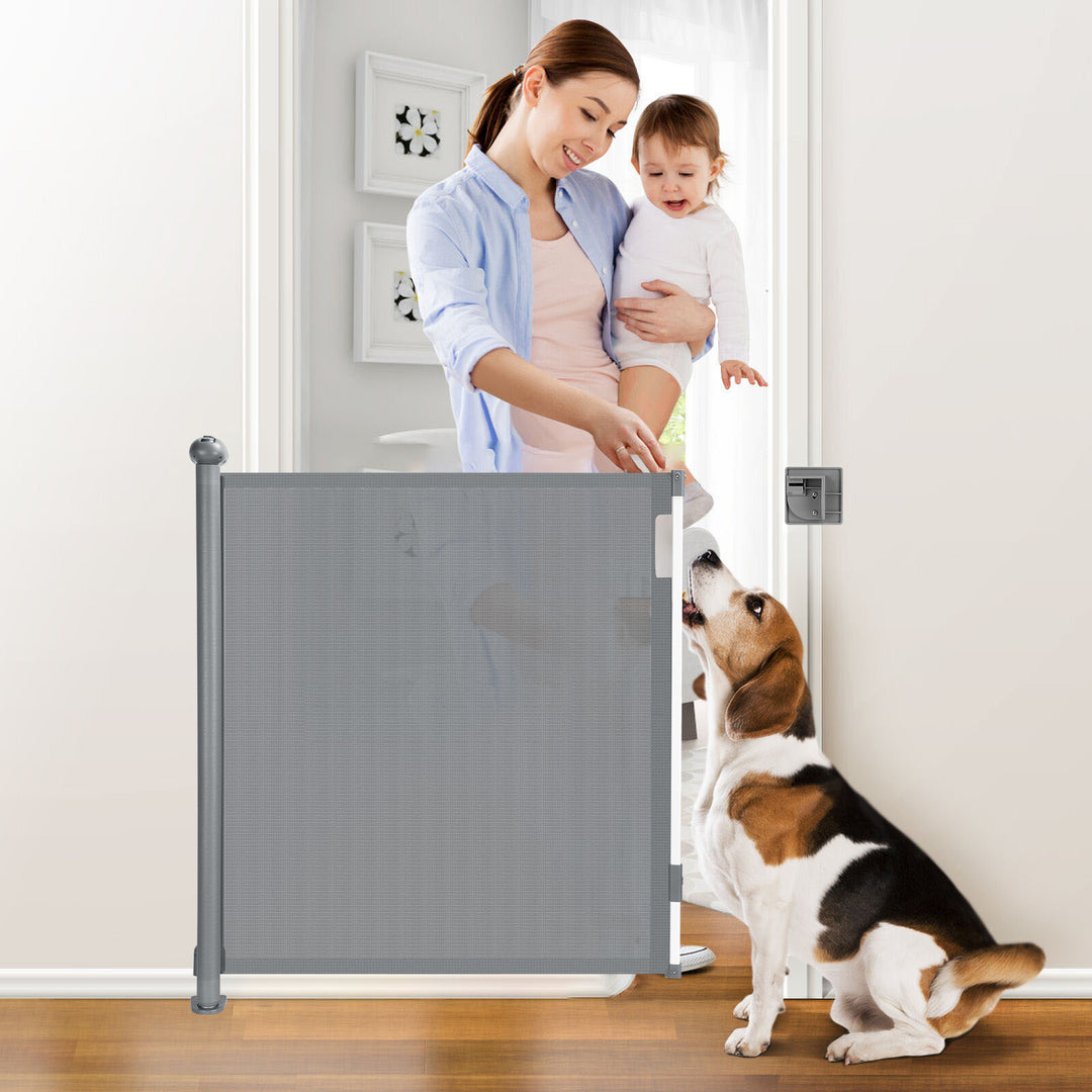 GBruno Retractable Baby Security Gate Door